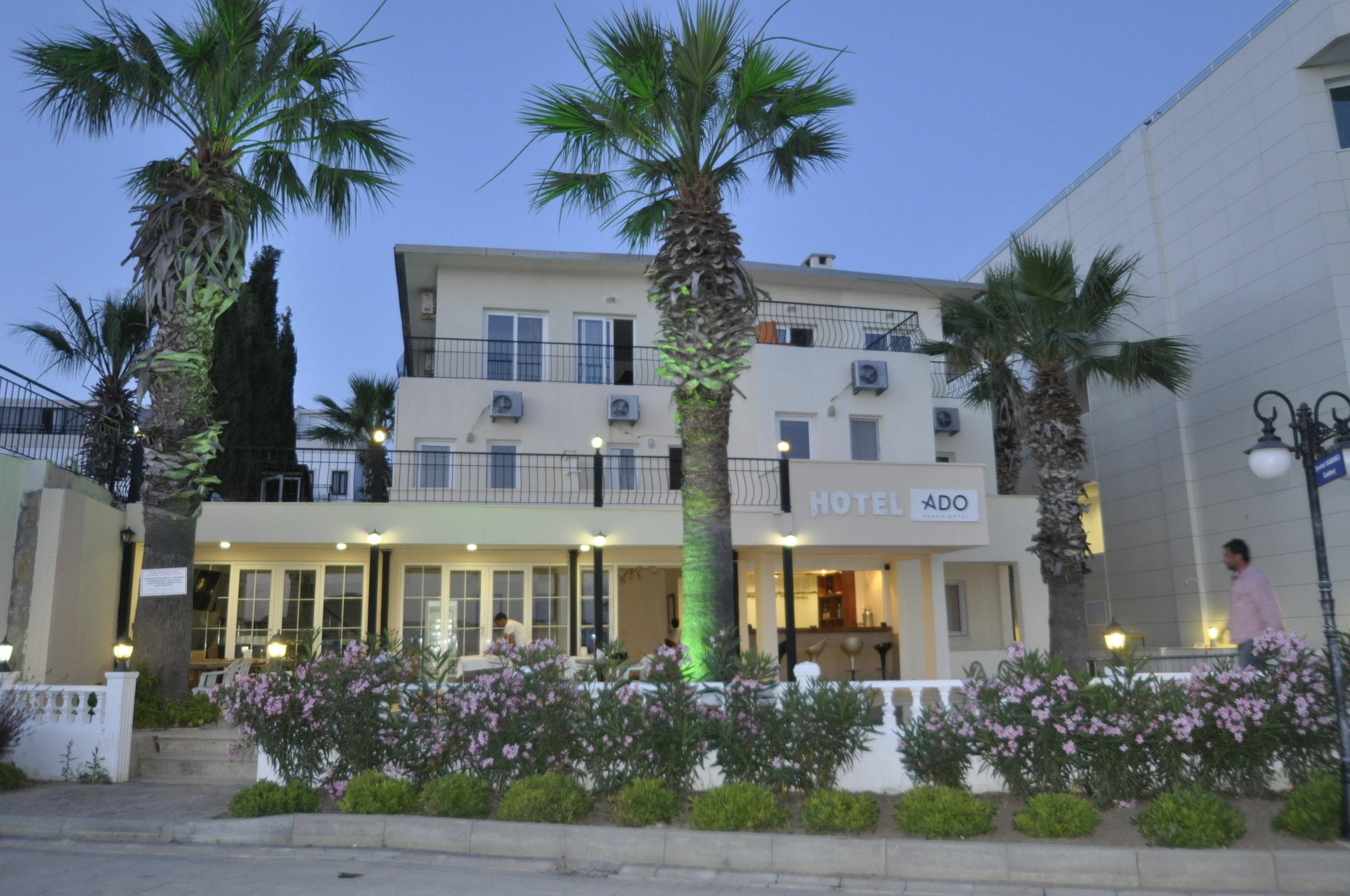 Ado Beach Hotel Turgutreis Exteriör bild
